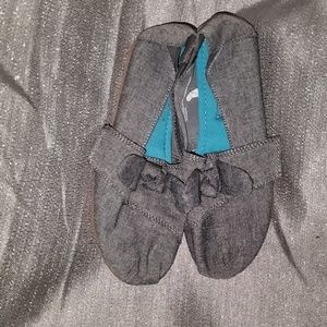 Paw-Paw Flats, sz 3 Girls